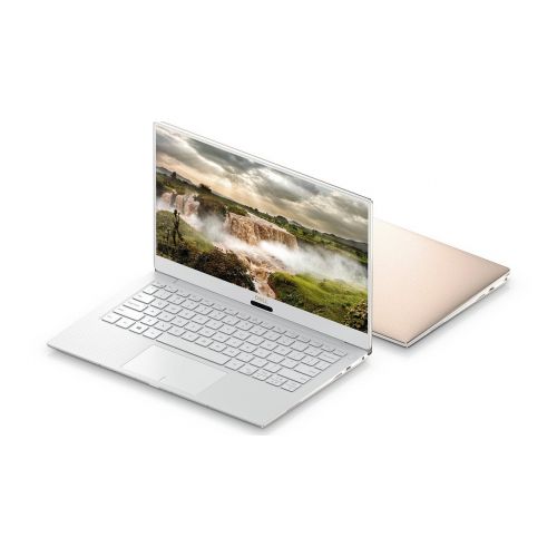 델 Brand New Dell XPS 9370 Laptop, 13.3 UHD (3840 x 2160) InfinityEdge Touch Display, 8th Gen Intel Core i7-8550U, 16GB RAM, 512 GB SSD, Windows 10, Rose Gold