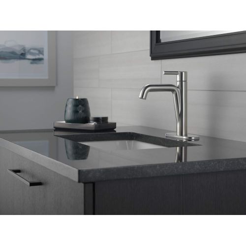  Delta Faucet Nicoli Single Hole Bathroom Faucet Brushed Nickel, Single Handle Bathroom Faucet, Drain Assembly, Stainless 15849LF-SS