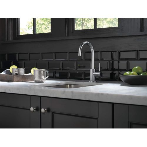  Delta Faucet Trinsic Single-Handle Bar-Prep Kitchen Sink Faucet, Arctic Stainless 1959LF-AR