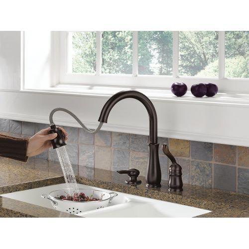  DELTA FAUCET Delta Faucet Leland Single-Handle Kitchen Sink Faucet with Pull Down Sprayer and Magnetic Docking Spray Head, Venetian Bronze 978-RB-DST