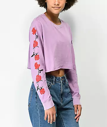 DESERT DREAMER Desert Dreamer Roses Lavender Long Sleeve Crop T-Shirt