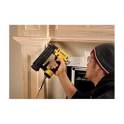  DEWALT 20V MAX* Cordless Brad Nailer, 18GA, Precision Point (DWFP12233)