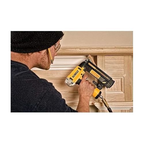  DEWALT 20V MAX* Cordless Brad Nailer, 18GA, Precision Point (DWFP12233)