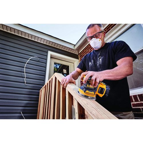  DEWALT 20V MAX Random Orbital Sander Kit (DCW210P1)