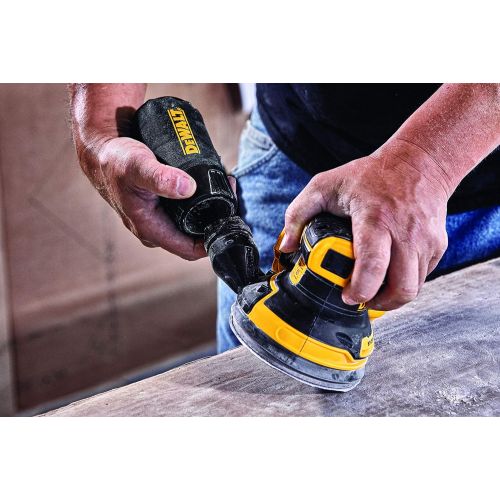  DEWALT 20V MAX Random Orbital Sander Kit (DCW210P1)