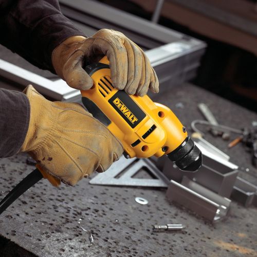  DEWALT Corded Drill, 8.0-Amp, 3/8-Inch, Variable Speed Reversible, Mid-Handle Grip (DWD115K )