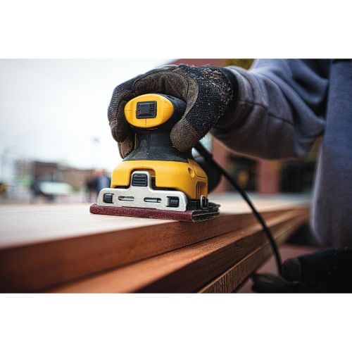  DEWALT Electric Sander, 1/4-Inch Sheet, Orbital (DWE6411)