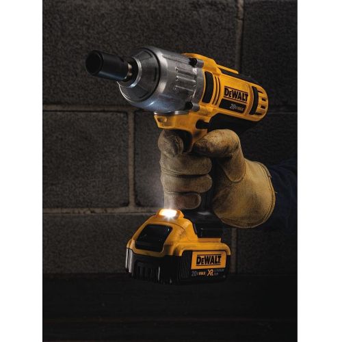  DEWALT 20V MAX Impact Wrench Kit, High Torque, Detent Pin Anvil, 1/2-Inch (DCF889M2)