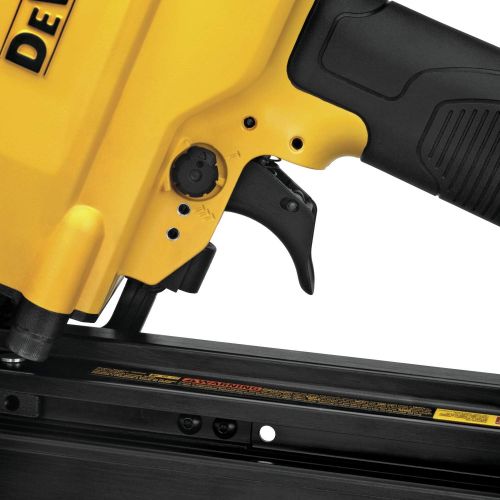  DEWALT 20V MAX Framing Nailer, 21-Degree, Plastic Collated, Tool Only (DWF83PL)