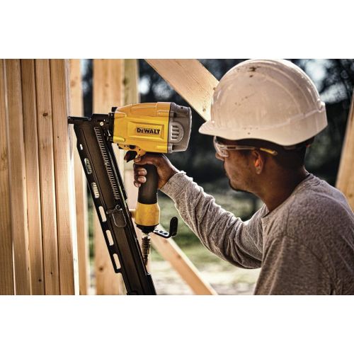  DEWALT 20V MAX Framing Nailer, 21-Degree, Plastic Collated, Tool Only (DWF83PL)