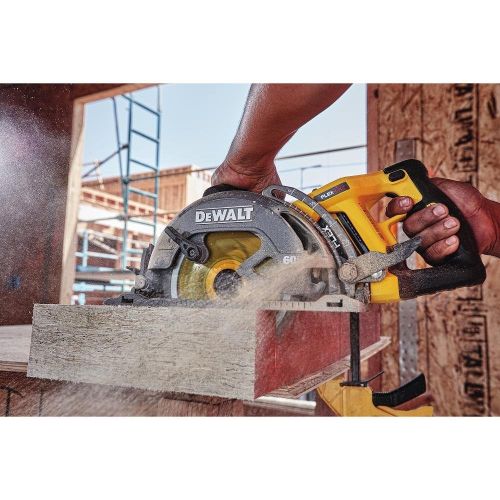  DEWALT FLEXVOLT 60V MAX Circular Saw Kit, 7-1/4-Inch, Worm Style, 9.0Ah Battery (DCS577X1)