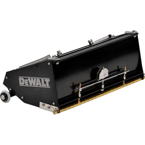  DEWALT 12-Inch MEGA Flat Box High Capacity + Easy Clean DXTT-2-769