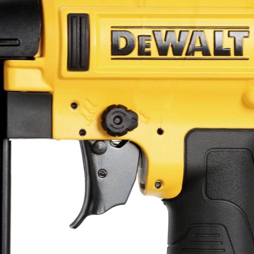  DEWALT 20V MAX* Cordless Brad Nailer, 18GA, Precision Point (DWFP12233)