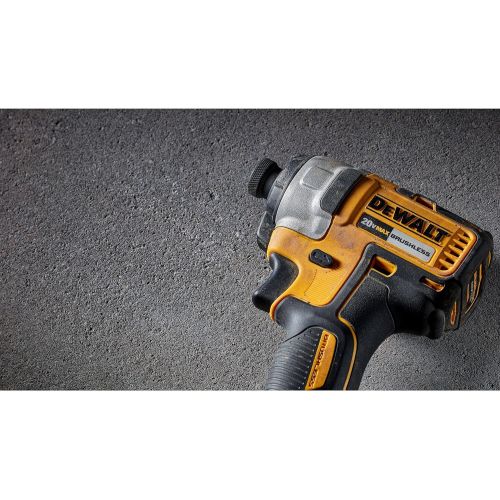  DEWALT 20V MAX* 1/4 in. Cordless Impact Driver Kit, Brushless (DCF787C2)