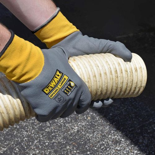  DEWALT Water-resistant Breathable Work Glove - Size L