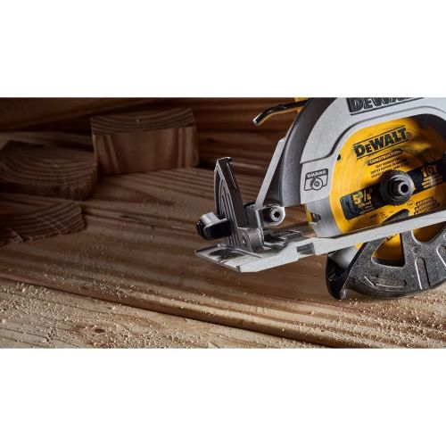  DEWALT DCS512J1 XTREME 12V MAX* 5-3/8 in. Brushless Cordless Circular Saw Kit