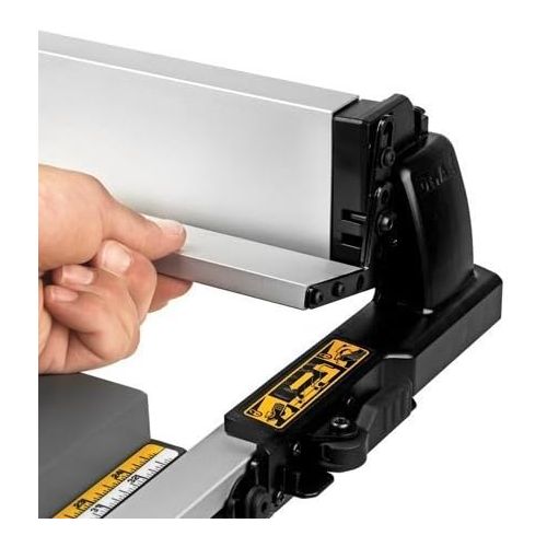  DEWALT 10-Inch Table Saw, 32-1/2-Inch Rip Capacity (DWE7491RS)