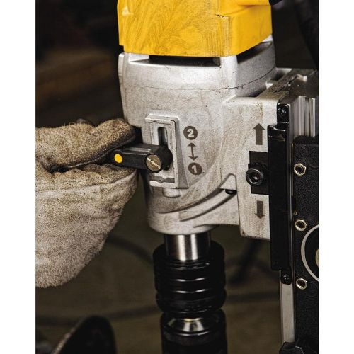  [아마존베스트]DEWALT Drill Press, 2-Speed, Magnetic, 2-Inch (DWE1622K)