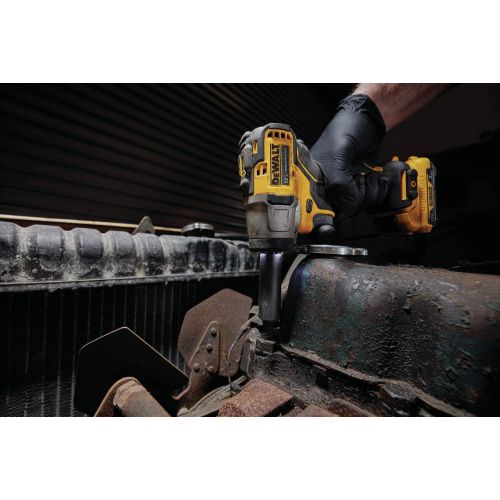  [아마존베스트]DEWALT DCF902F2 XTREME 12V MAX Brushless 3/8 in. Cordless Impact Wrench Kit