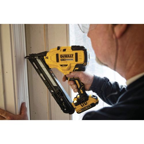  [아마존베스트]DEWALT DCN650D1 20V MAX XR 15 GA Cordless Angled Finish Nailer Kit