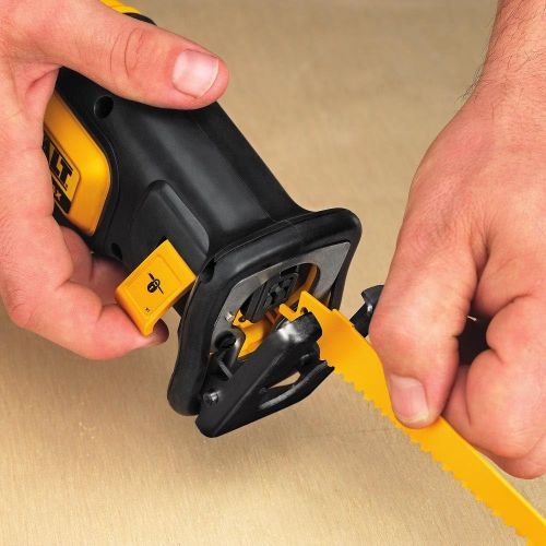  [아마존베스트]DEWALT 12V MAX Pivot Reciprocating Saw Kit (DCS310S1)