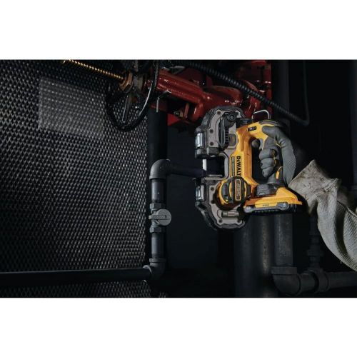  DEWALT DCS377B ATOMIC 20V MAX* Brushless Cordless 1-3/4 in. Compact Bandsaw (Tool Only)