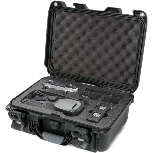 디제이아이 DJI Mavic 3 Drone Kit with Custom Nanuk 915 Case (Black)