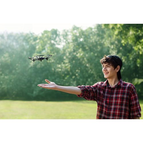 디제이아이 Ryze Tech Tello - Mini Drone Quadcopter UAV for Kids Beginners 5MP Camera HD720 Video 13min Flight Time Education Scratch Programming Toy Selfies, powered by DJI, White
