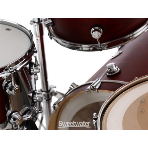  DW Performance Series 3-piece Shell Pack with 22 inch Bass Drum - Tobacco Stain Satin Oil