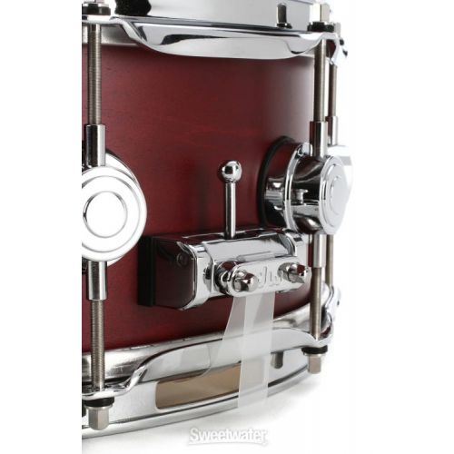  DW Collector's Series Maple 5.5 x 14-inch Snare Drum - Satin Cherry Stain