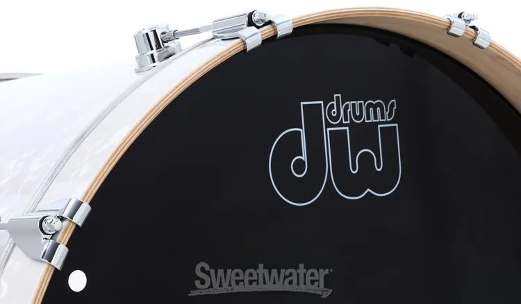  DW Performance Series Bass Drum - 18 x 24 inch - White Marine FinishPly