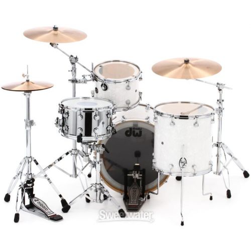  DW Performance Series 3-piece Shell Pack with 22 inch Bass Drum - White Marine FinishPly