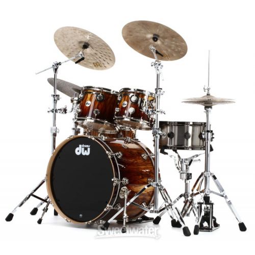  DW Collector's Series Exotic 5-piece Maple Shell Pack - Natural to Burnt Toast Fade over African Chechen