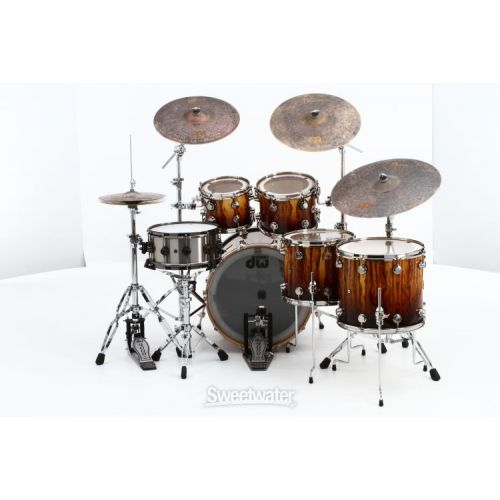  DW Collector's Series Exotic 5-piece Maple Shell Pack - Natural to Burnt Toast Fade over African Chechen