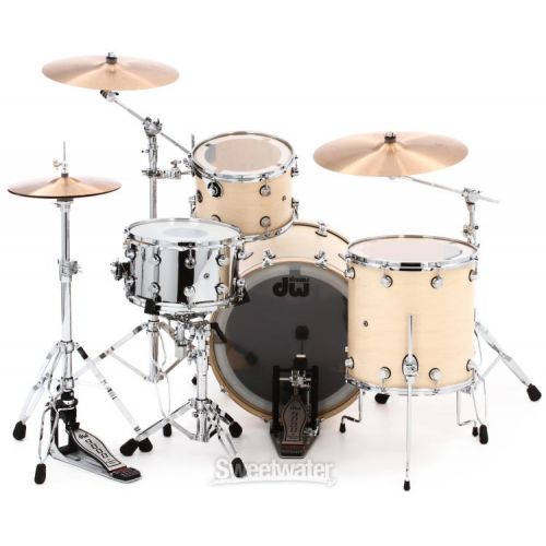  DW Performance Series 3-piece Shell Pack with 22 inch Bass Drum - Natural Satin Oil