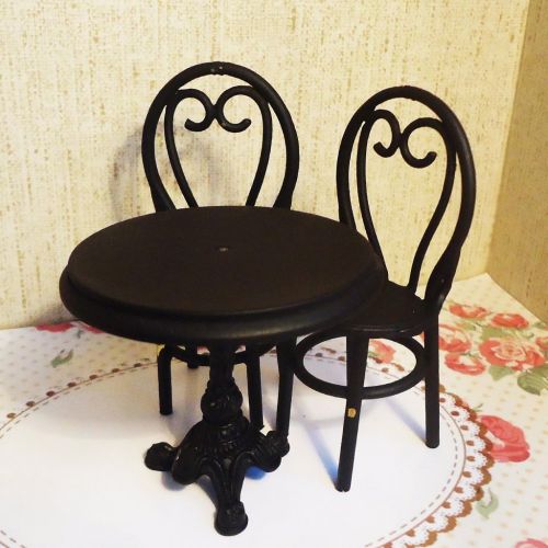  DYNWAVE 3PCS 1/12 Metal Coffee/Tea Table & Chairs Miniatures for 1:12 Scale Dollhouse Furniture Decorations Accessories, Black