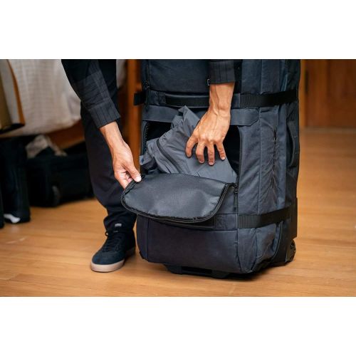  Dakine - Unisex Split Roller Luggage Bag - Durable Construction - Split-WingCollapsible Brace Level - Exterior Quick Access Pockets - Multiple Color Choices - 85L and 110L