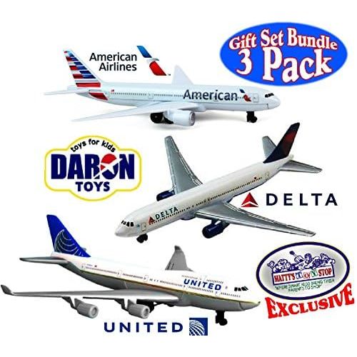  [아마존베스트]Daron American Airlines, Delta & United Airlines B747 Die-cast Planes Mattys Toy Stop Exclusive Gift Set Bundle - 3 Pack