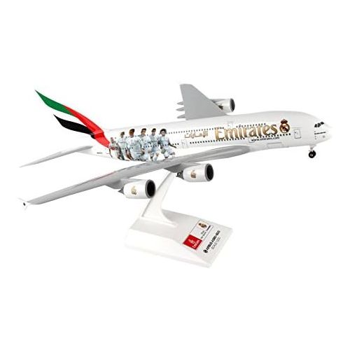  Daron Worldwide Trading Skymarks Emirates Real Madrid Airbus with Landing Gear