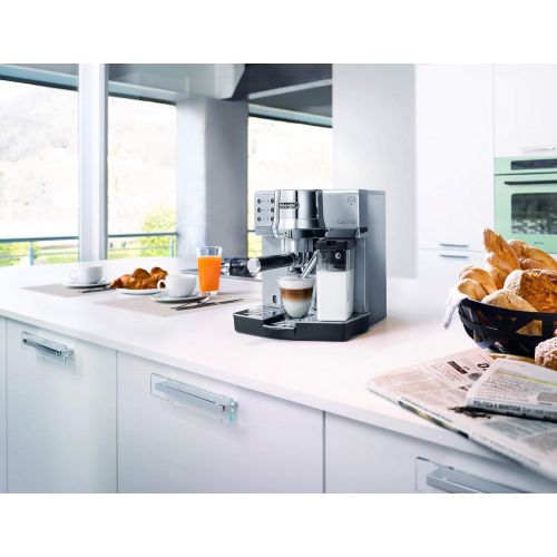  De’Longhi DeLonghi EC 850.M Espressomaschine / Siebtrager / IFD Milchschaumsystem / 15 Bar / Metall, silber