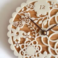 /Decoylab Decorative Wall Clock - Floral Kirie 01