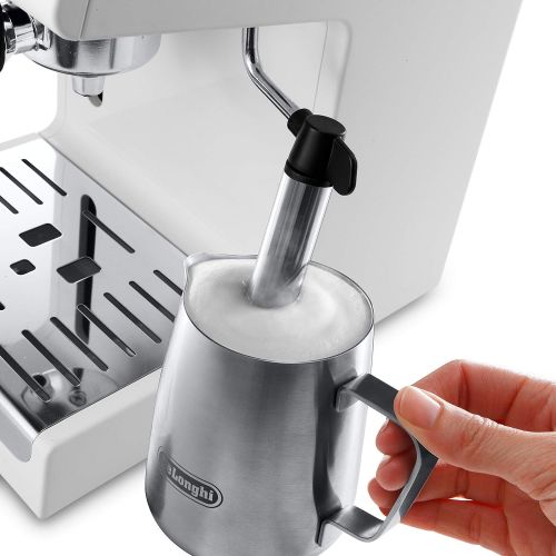 드롱기 DeLonghi Active Espresso Portafilter ECP 33.21.W - Professional Espresso Machine with Aluminium Finish, Includes Traditional Milk Foam Nozzle, Cup Warmer & Hot Water Function, Whit