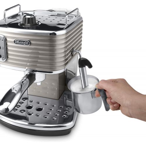 드롱기 De’Longhi Delonghi Scultura Traditional Pump Espresso Coffee Machine, 1100 W, Champagne