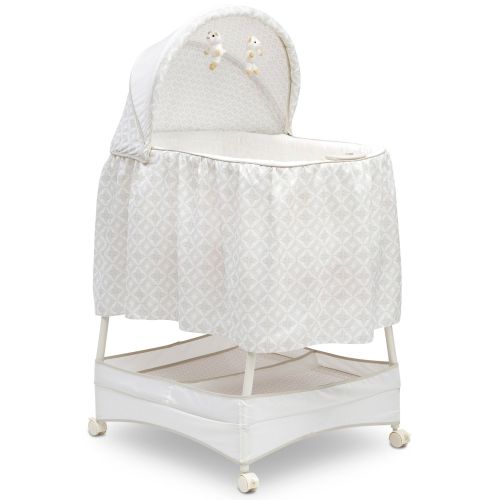  Delta Children Soothe and Glide Bassinet, Illusions