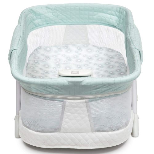 시몬스 Delta Children Simmons Kids Ultra-Compact Travel Bedside Bassinet -Folding Portable Crib, Aqua Geo