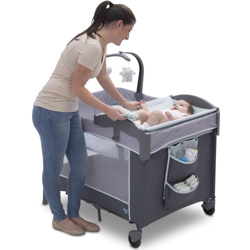  [아마존베스트]Delta Children LX Deluxe Portable Baby Play Yard With Removable Bassinet and Changing Table, Eclipse