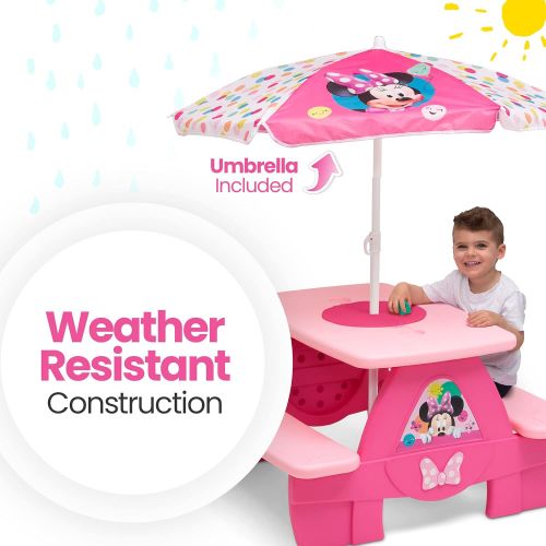  Delta Children 4 Seat Activity Picnic Table with Umbrella and Lego Compatible Tabletop, Minnie Mouse