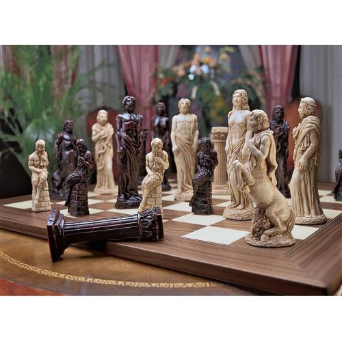  Design Toscano Deluxe Chess Board: Large