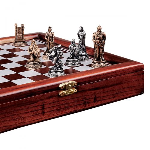  Design Toscano The Knights Mortal Conflict Chess Set