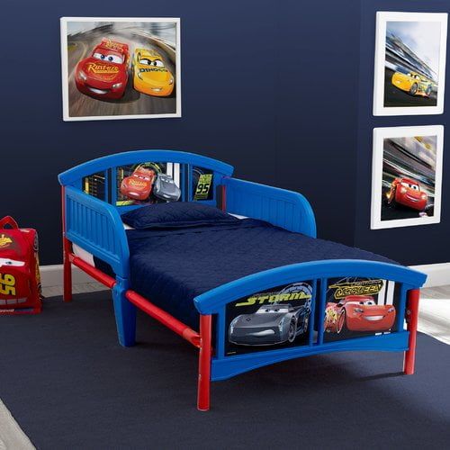 디즈니 DisneyPixar Disney Pixar Cars Plastic Toddler Bed by Delta Children